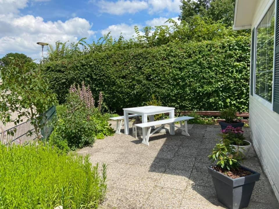 Chalet 't zeeuwse genot Baarland Buitenkant foto